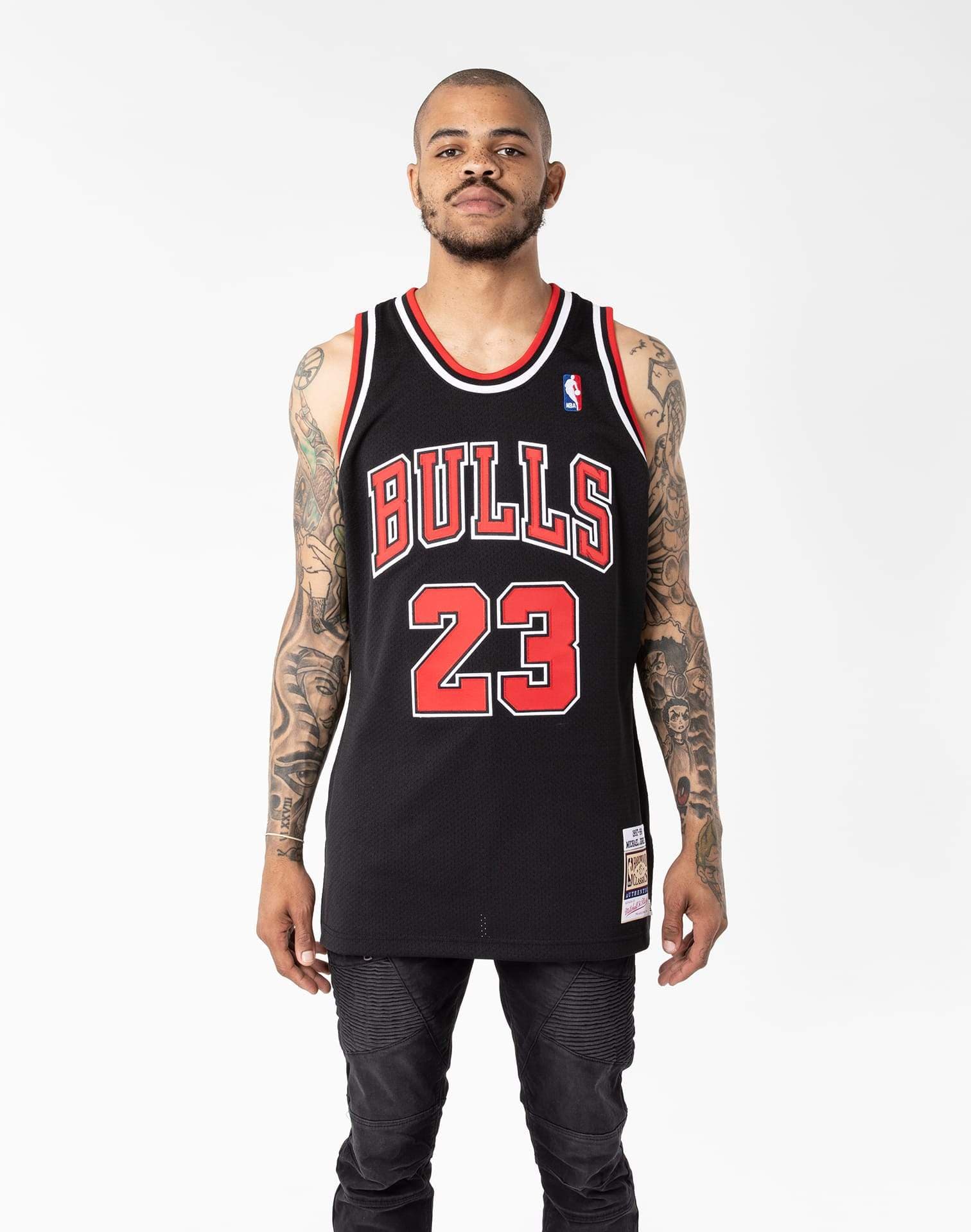 Michael Jordan 1997-98 Chicago Bulls NBA Finals Nike Authentic Jersey Size  50