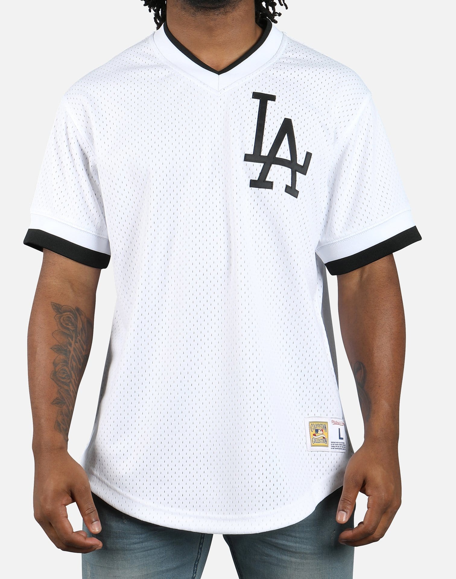 Los Angeles Dodgers Mitchell & Ness Cooperstown Collection Mesh Wordmark  V-Neck Jersey - White