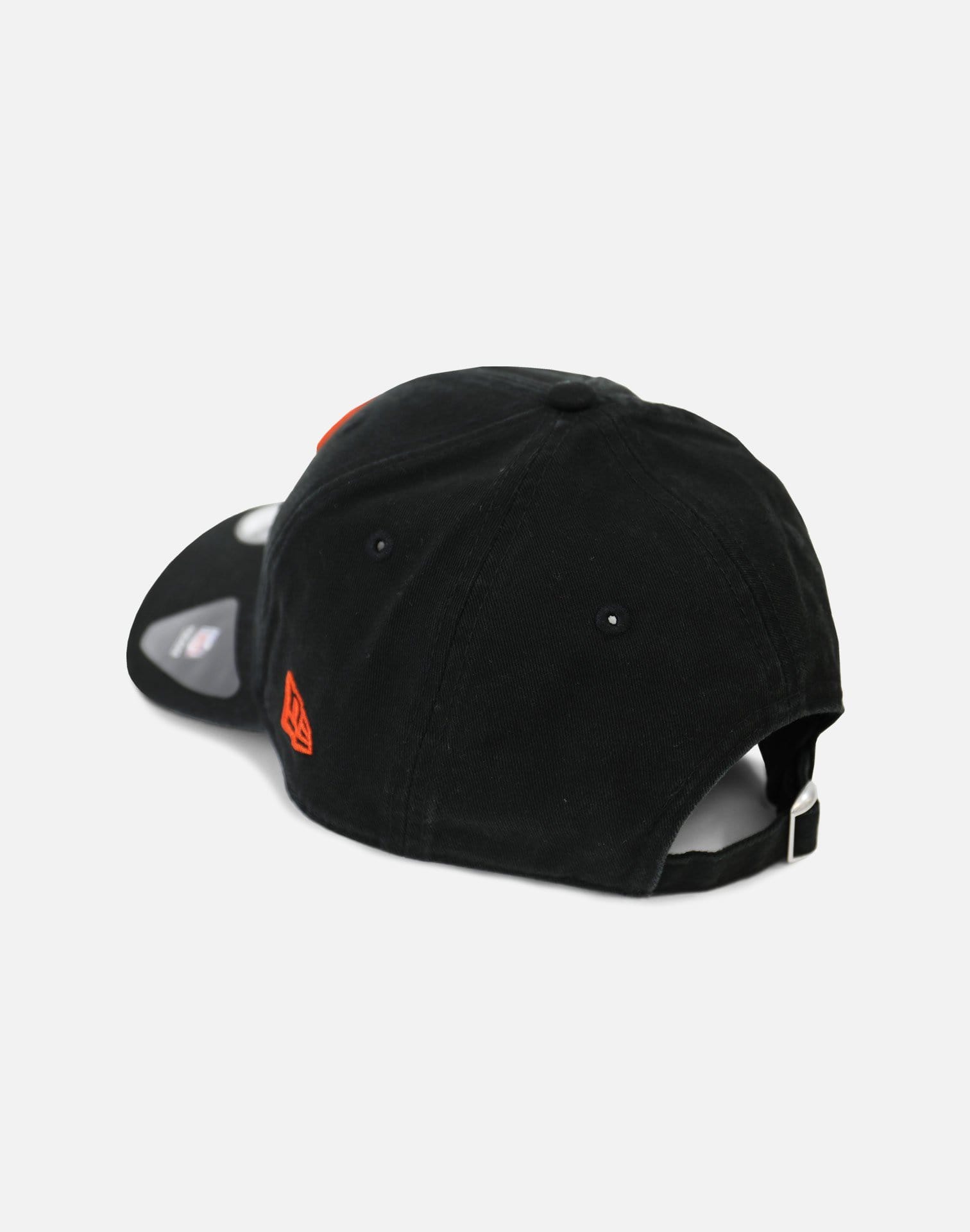 New Era Chicago Bears Tone Front Strapback (Black)