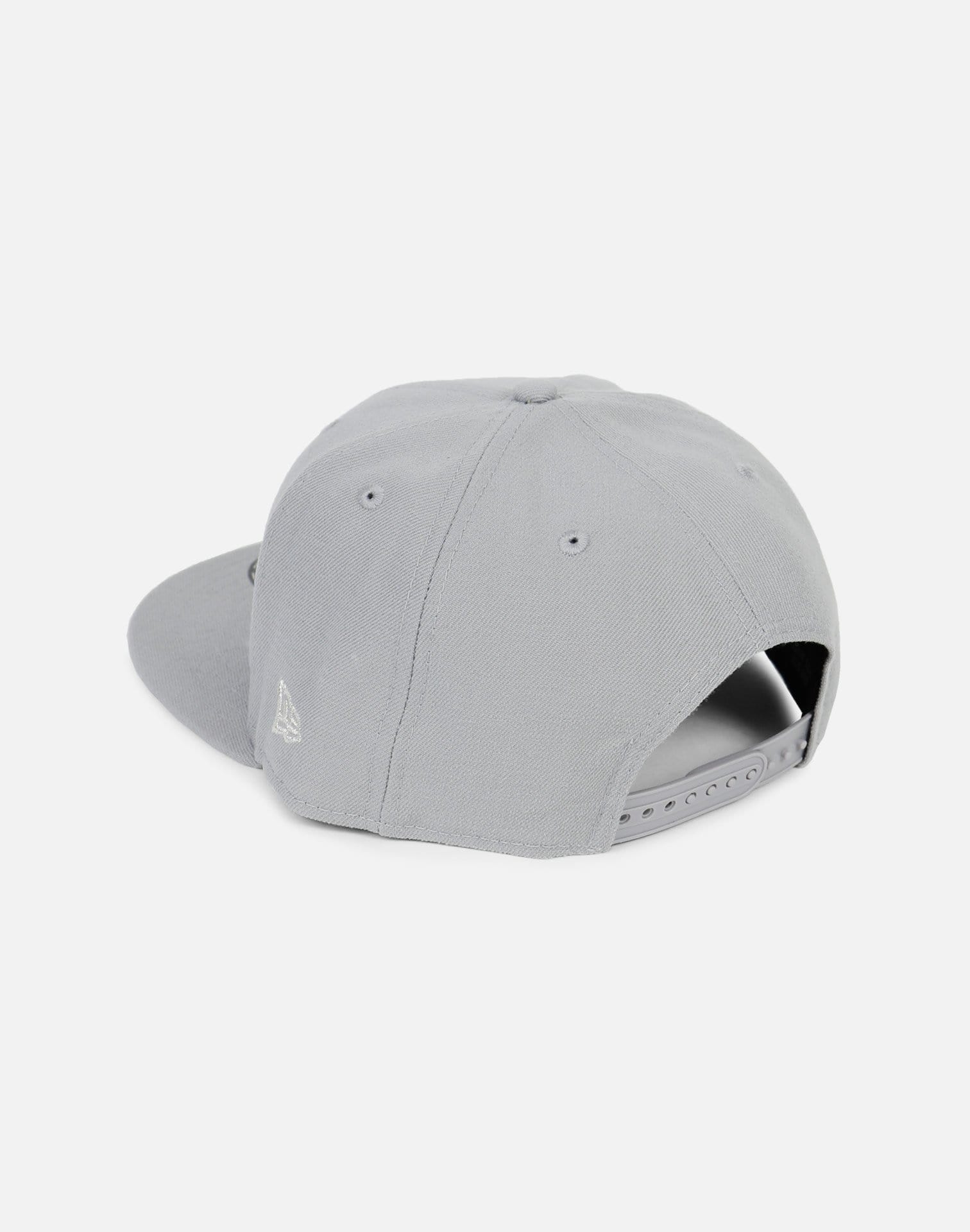 New Era New York Knicks 'Pure Money' Snapback Hat