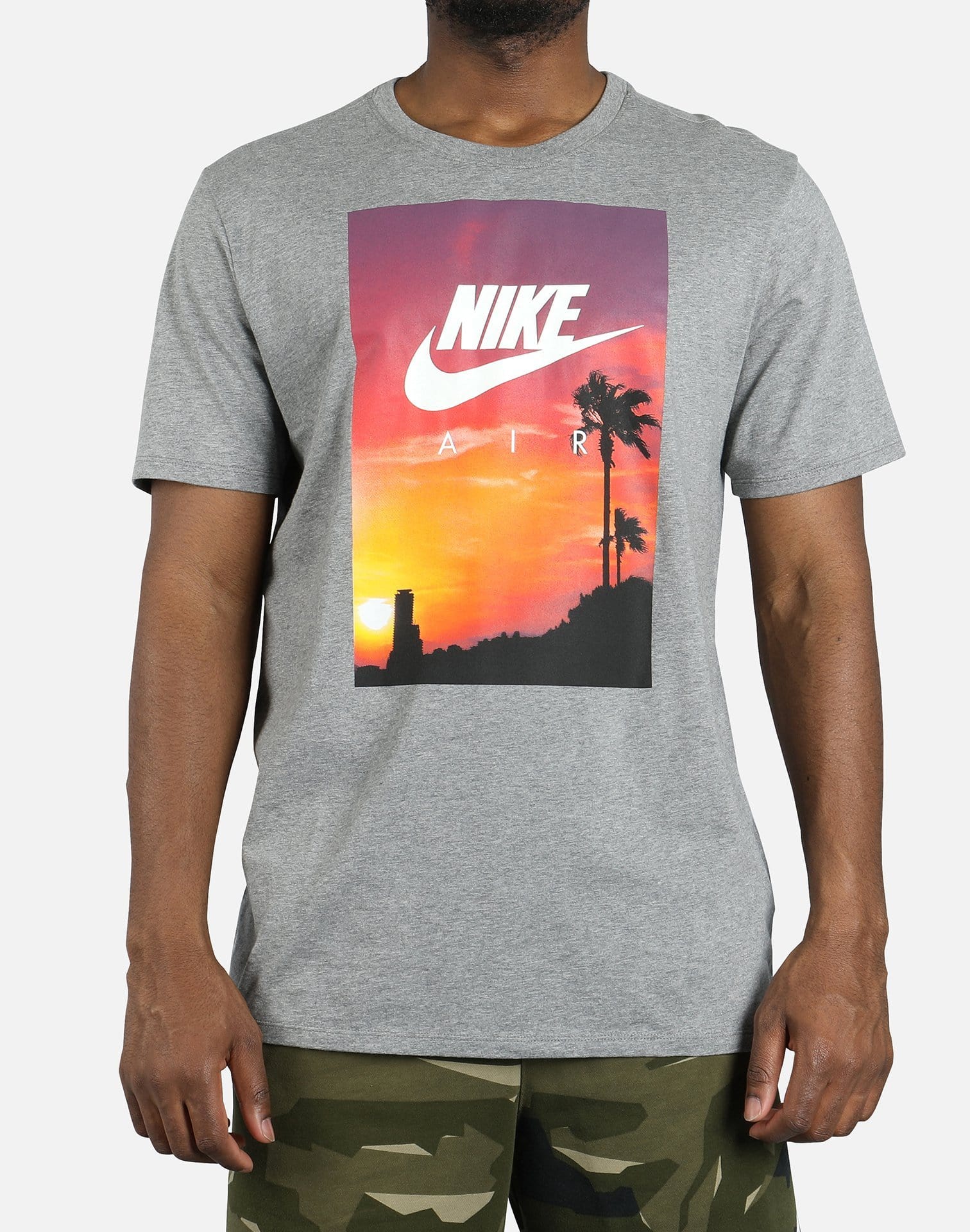 Nike Men's NSW Footwear 4 Tee