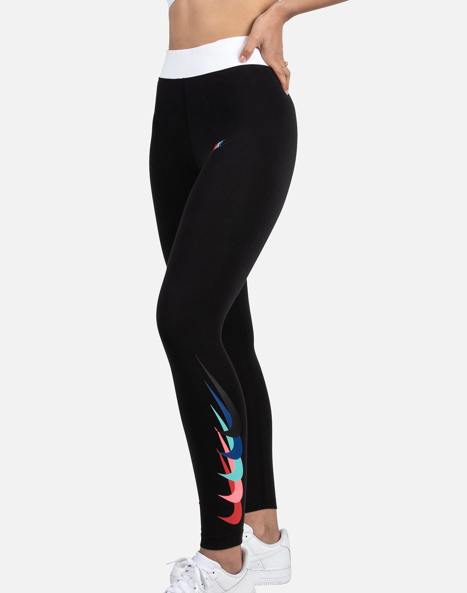 Nike Nsw Essential Mid-Rise Swoosh Leggings – DTLR